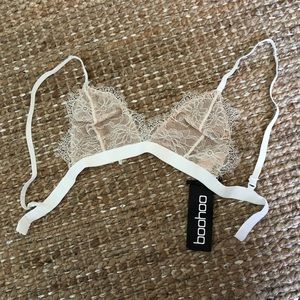 White lace bralette NWT
